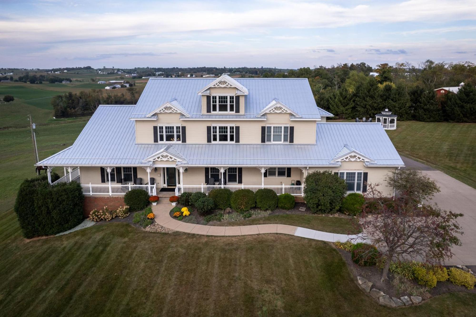 Hillside Villa Ohio Миллерсберг Экстерьер фото